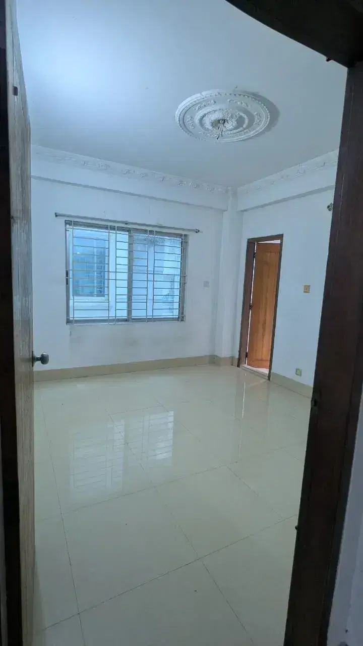 Master Bedroom w/ Attached Bath & Balcony