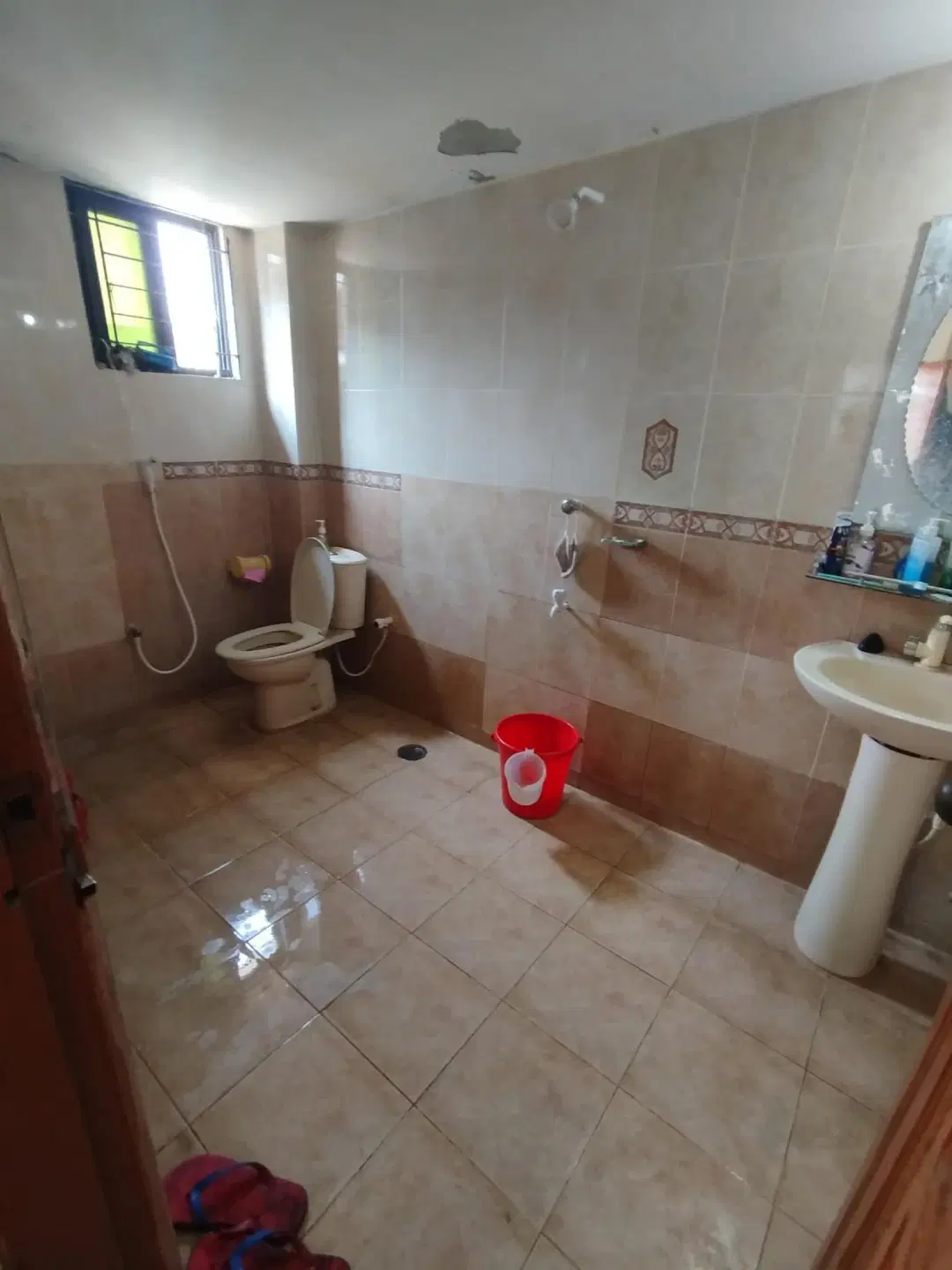 Master bedroom - Attached Bath & Balcony