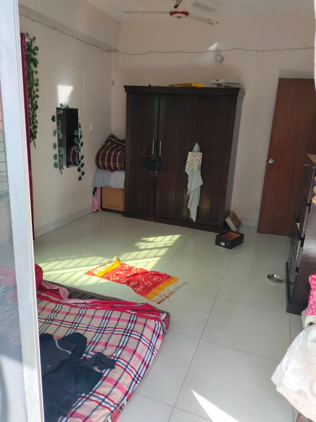 Master bedroom for Female