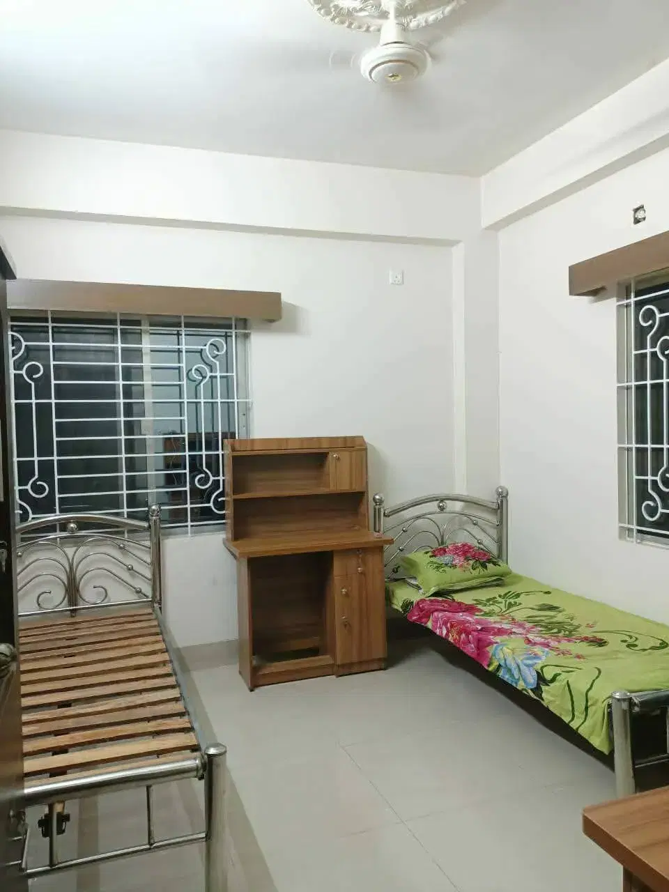 1 Seat in Semi Master Bedroom with Attached Balcony