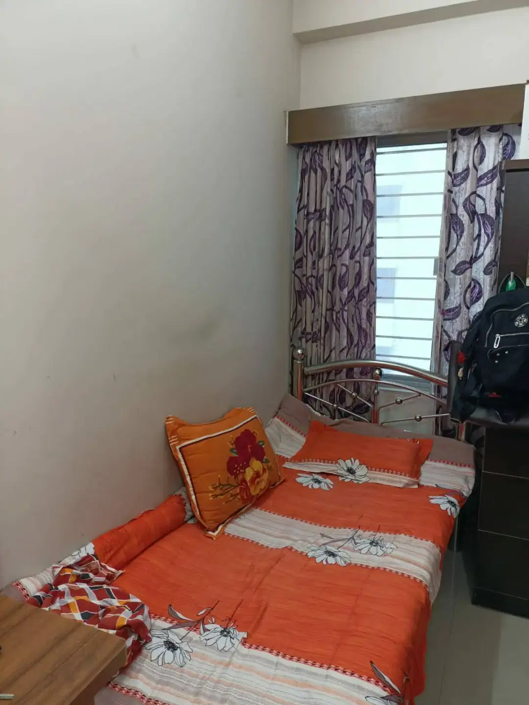 1 Seat in Semi Master Bedroom with Attached Balcony