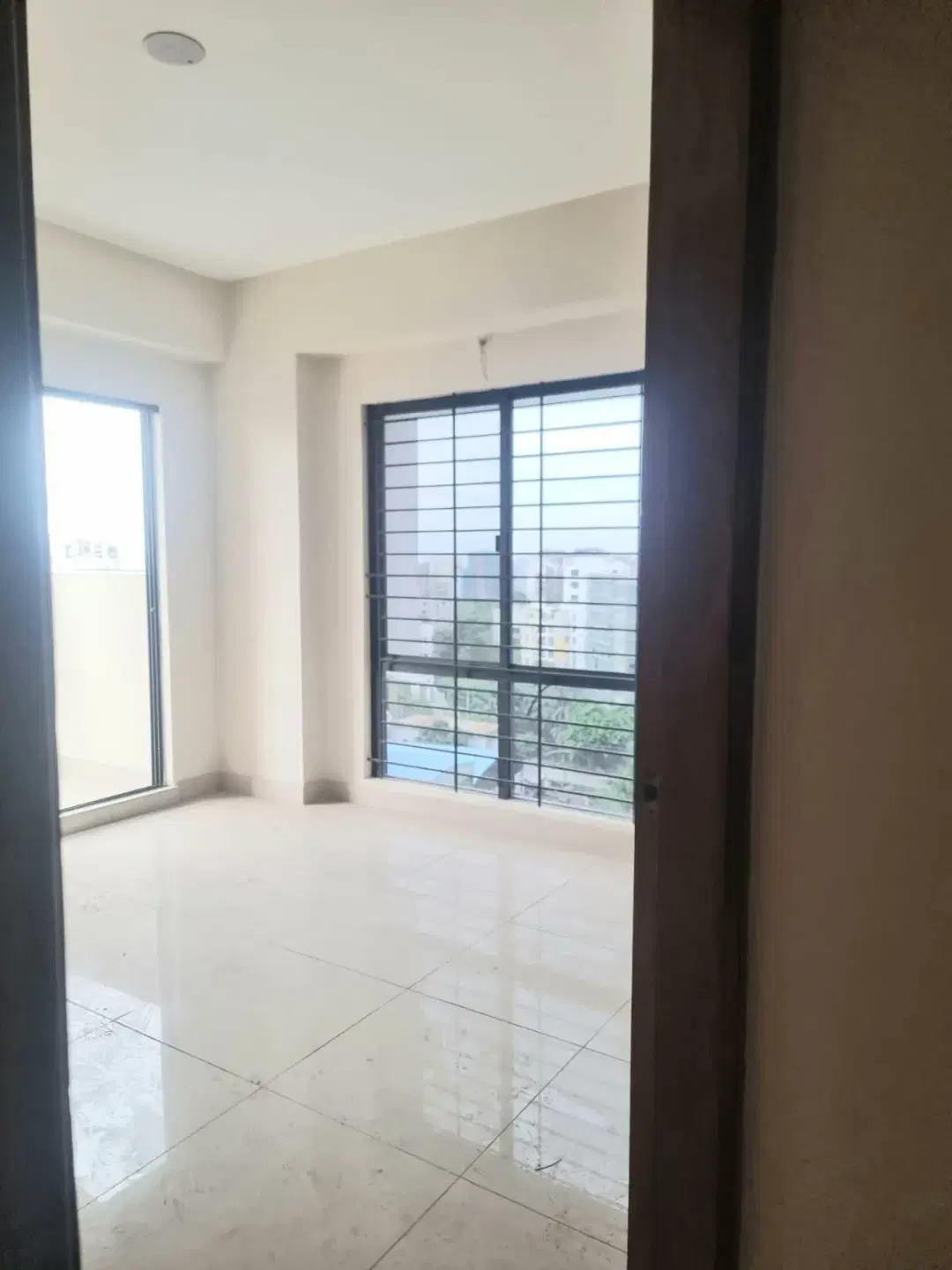 Luxury Flat Bashundhara (Brand New, Full City View)