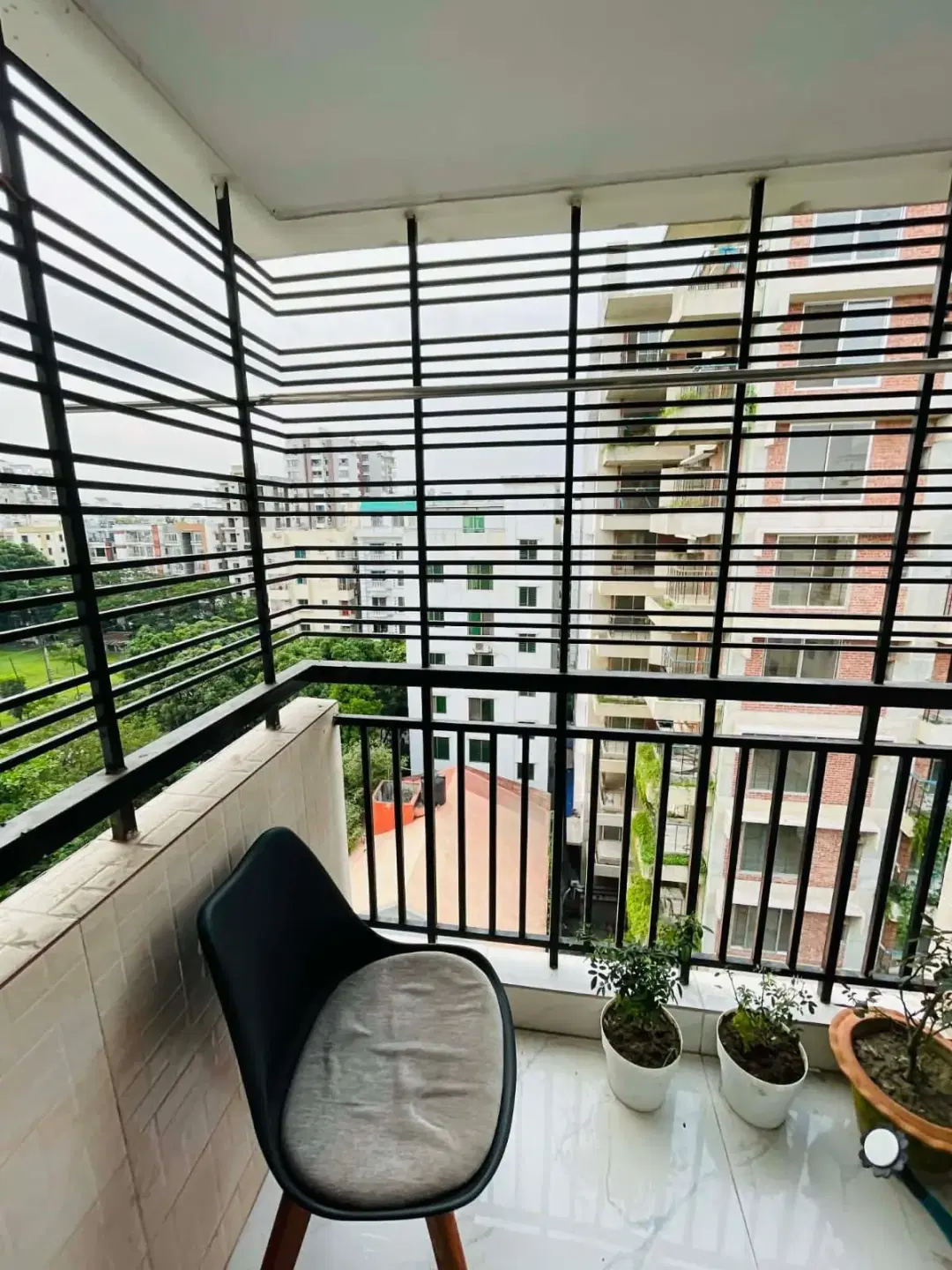 4 Bed Flat with Multiple Balconies