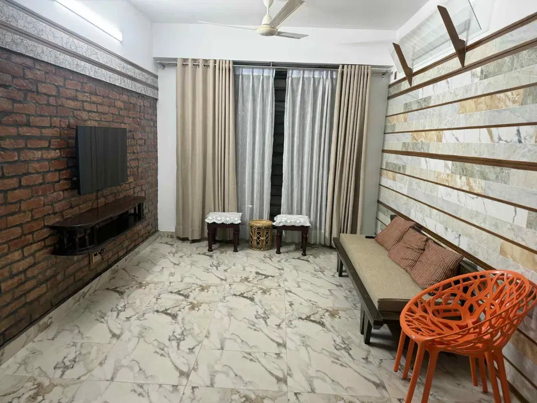 Furnished Apartment for Family/Female