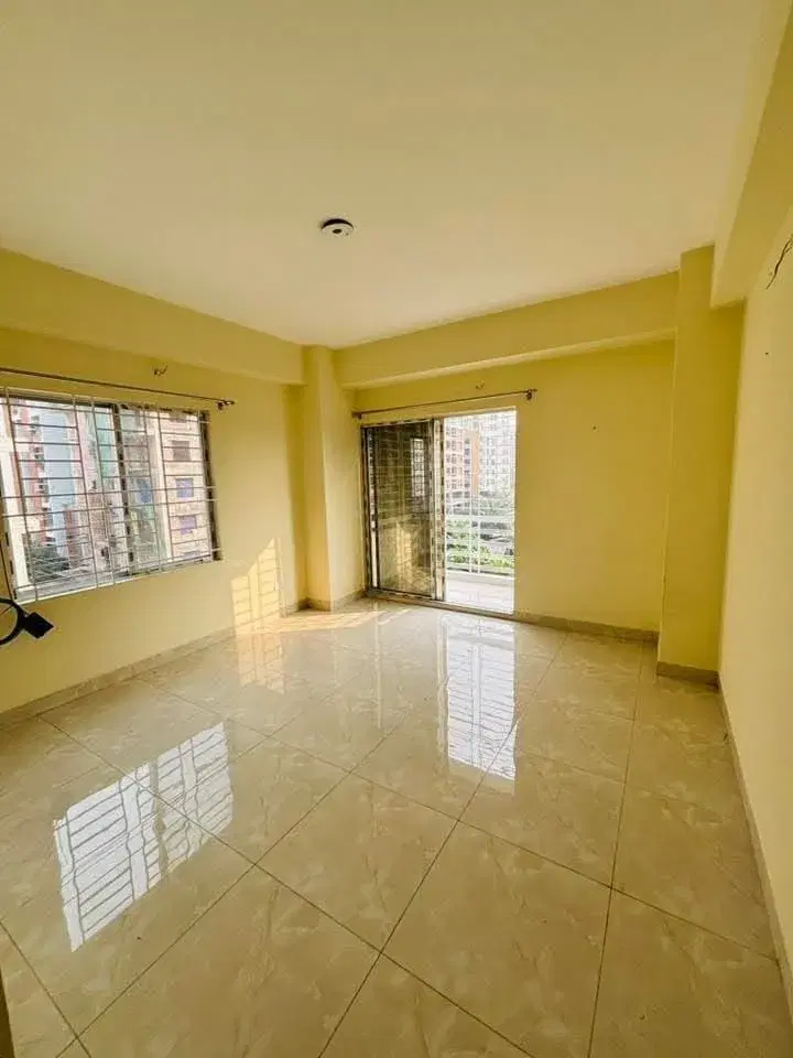 Idle couple (married) master bedroom , Bashundhara ,Block I